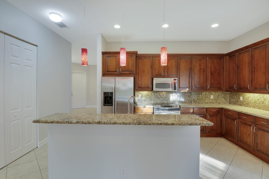 11351 Majestic Acres Terrace - Photo 3