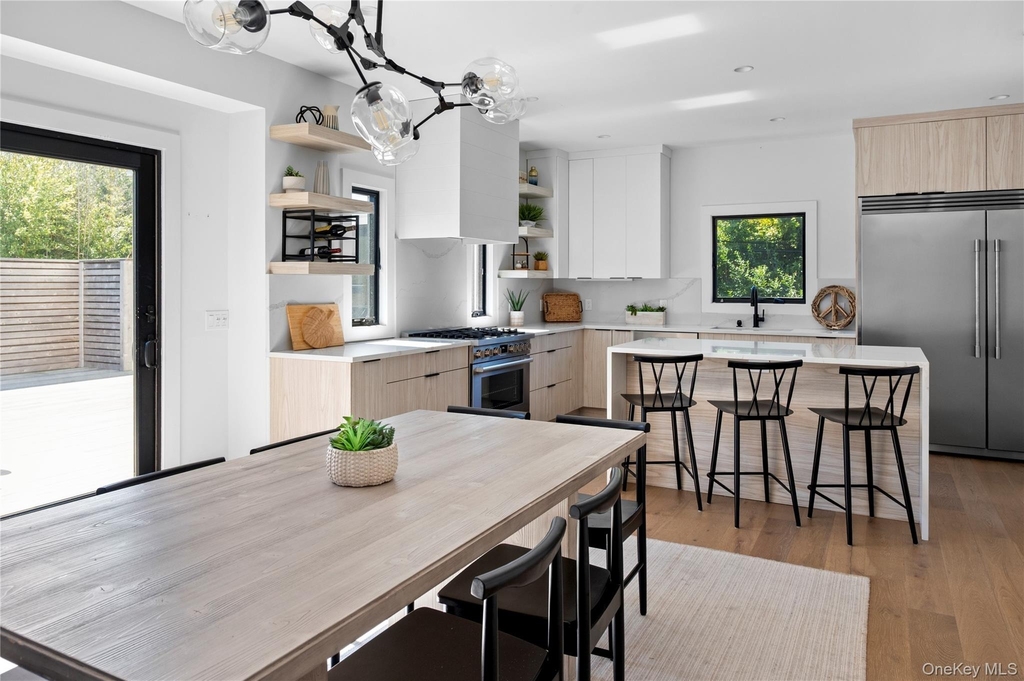 31 Atlantic Avenue - Photo 5