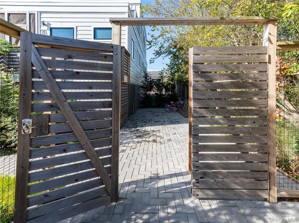 31 Atlantic Avenue - Photo 26
