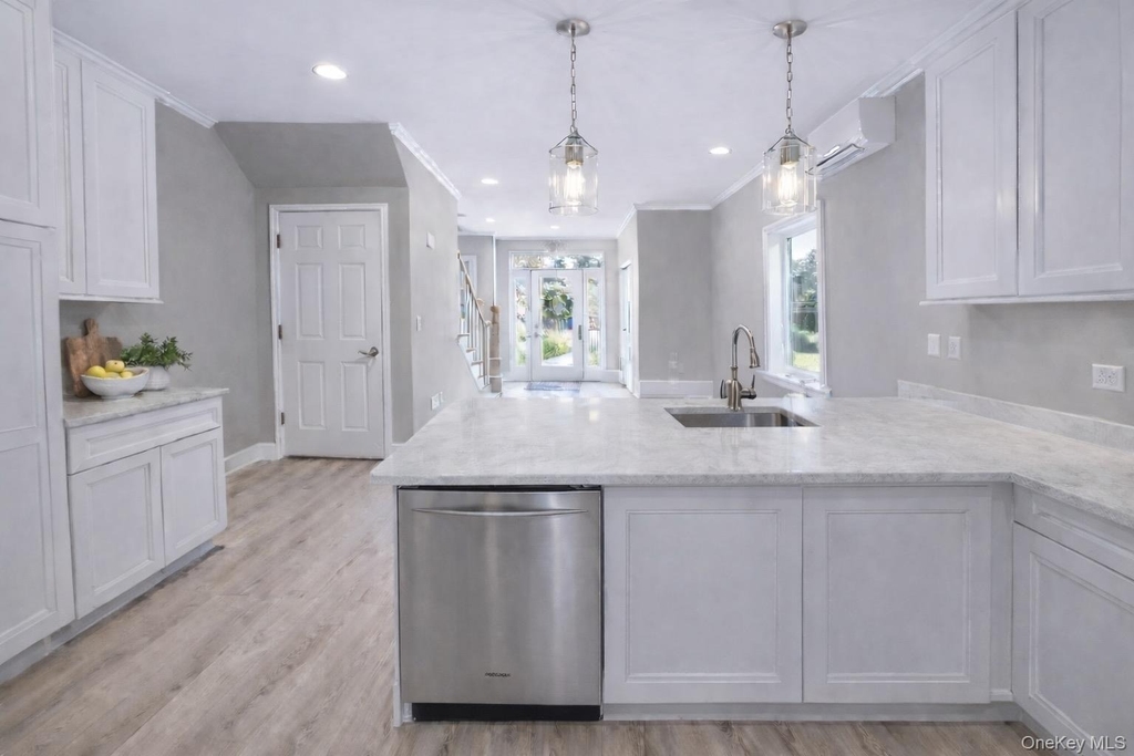 119 Whittier Drive - Photo 8