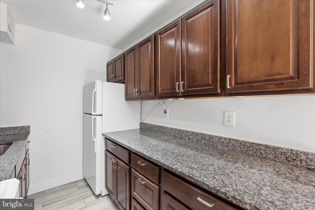 1200 S Arlington Ridge Road - Photo 13