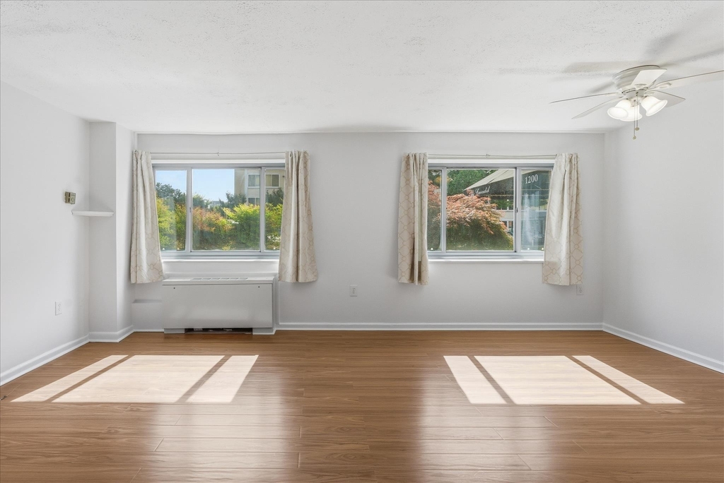 1200 S Arlington Ridge Road - Photo 4
