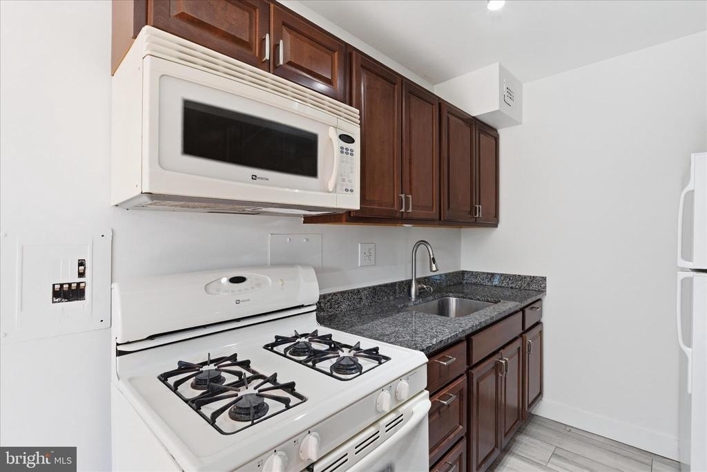 1200 S Arlington Ridge Road - Photo 12
