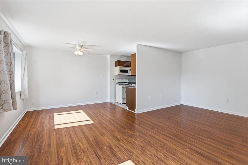 1200 S Arlington Ridge Road - Photo 8