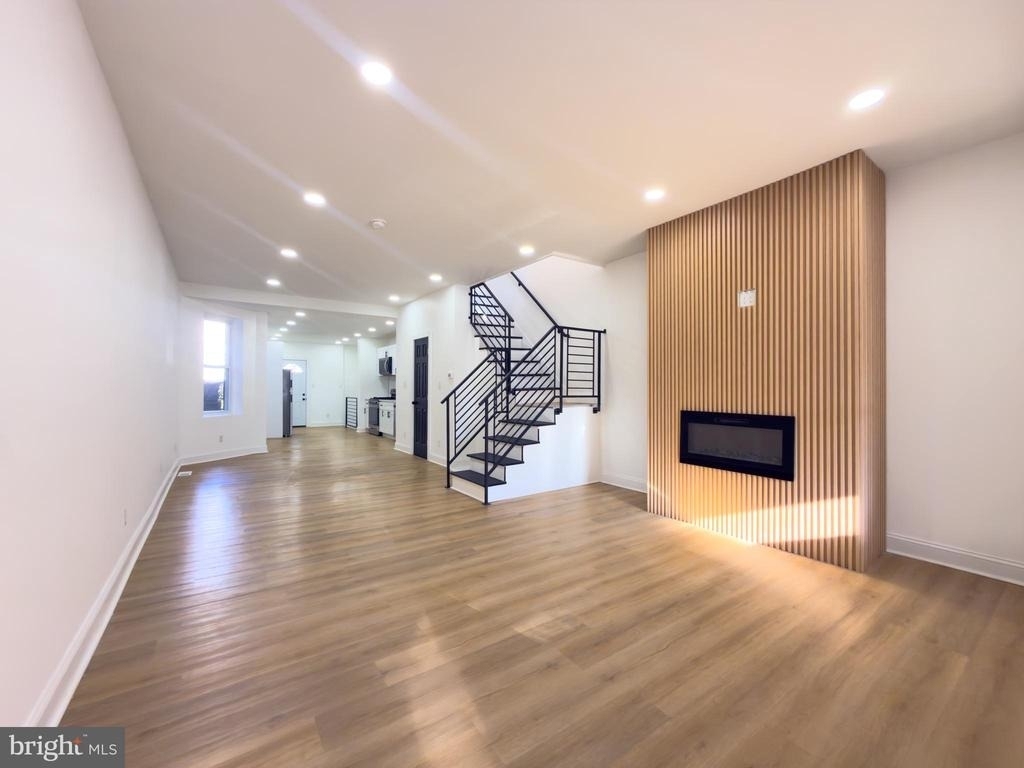 5237 Greenway Avenue - Photo 1