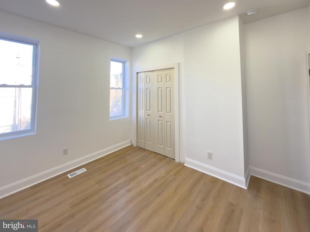 5237 Greenway Avenue - Photo 25