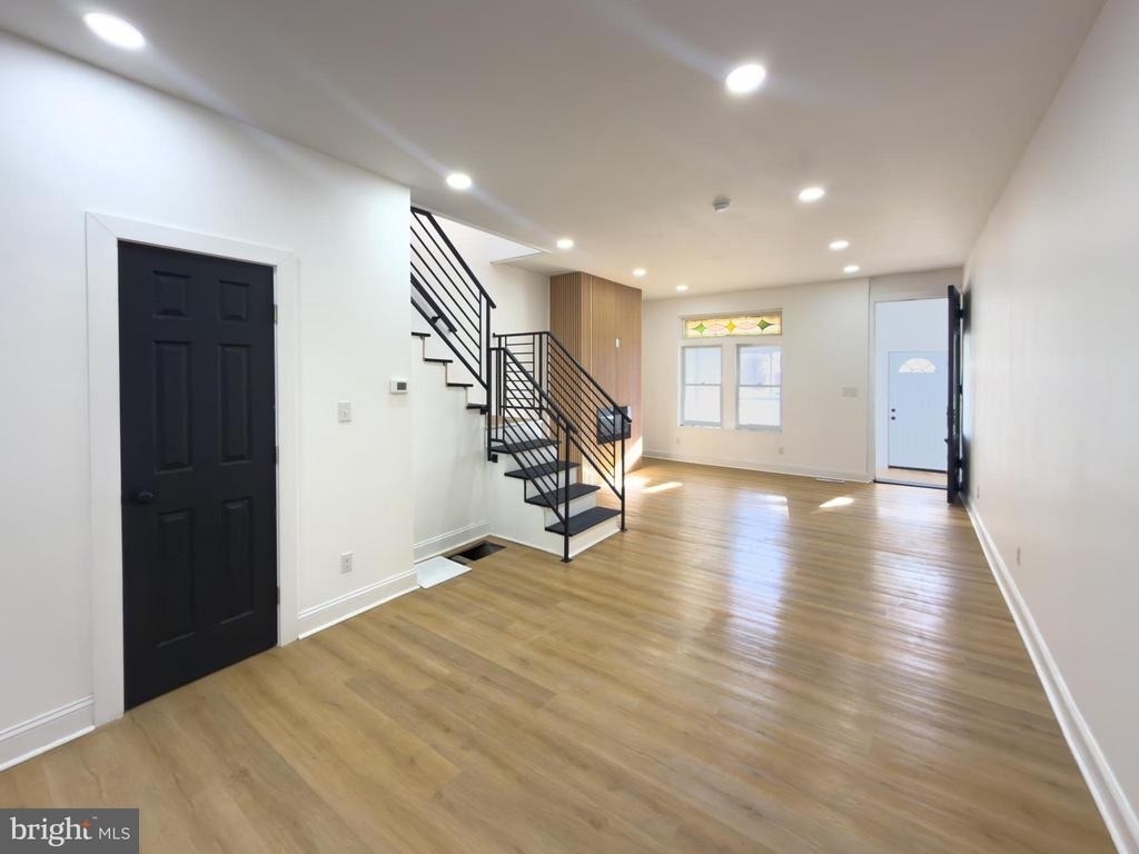 5237 Greenway Avenue - Photo 5