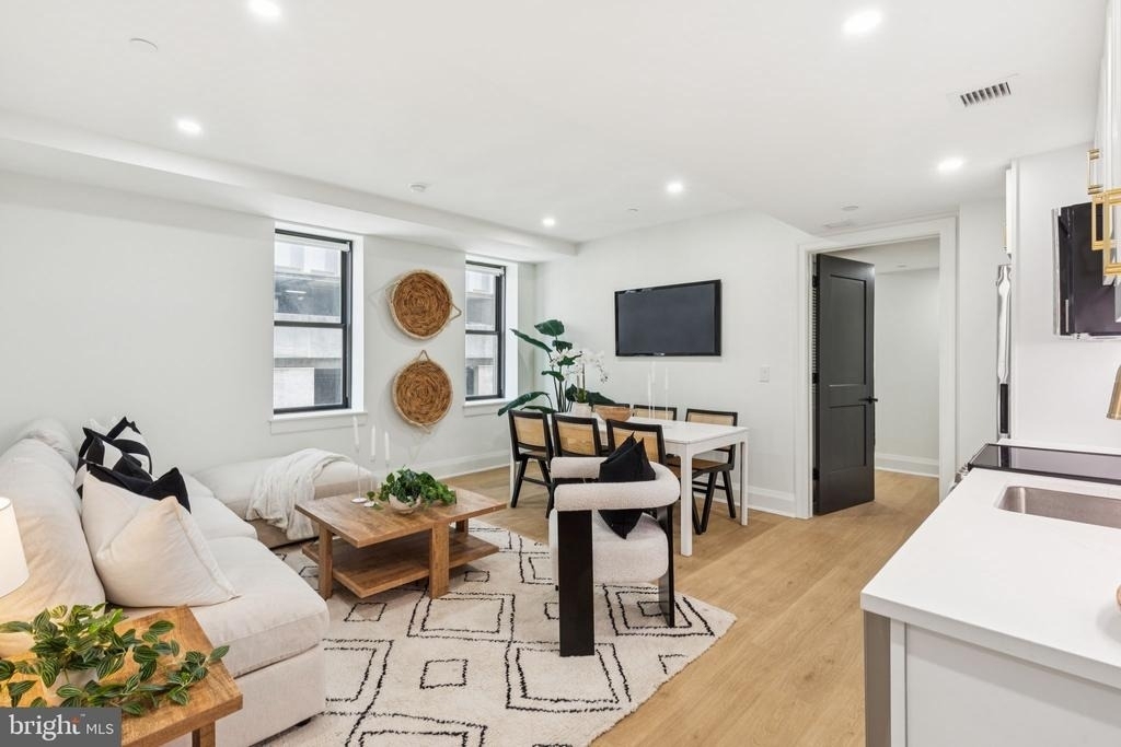 135 S 19th Street - Photo 1