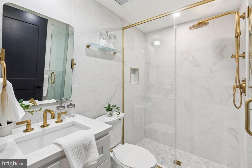 135 S 19th Street - Photo 11