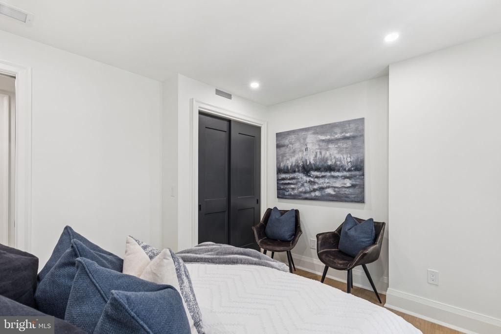 135 S 19th Street - Photo 14