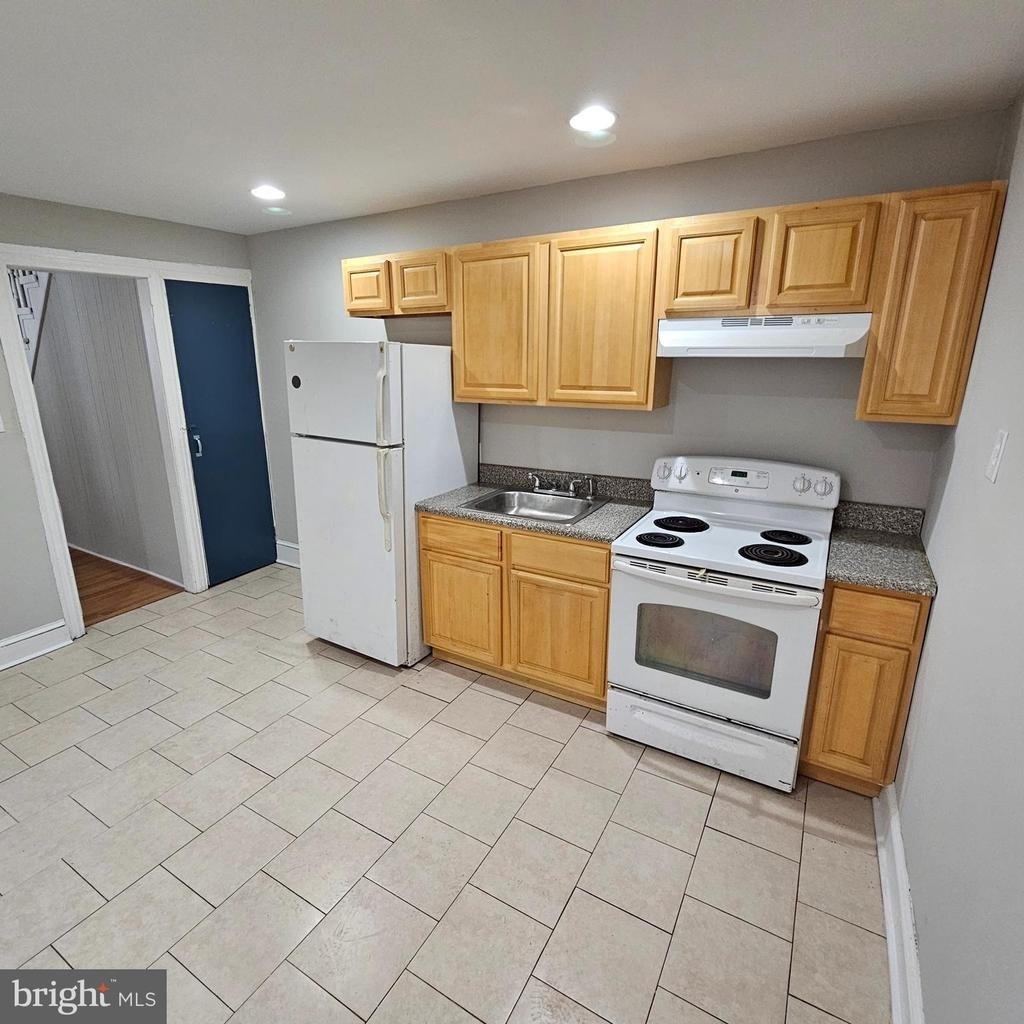 3046 Clifford Street - Photo 35