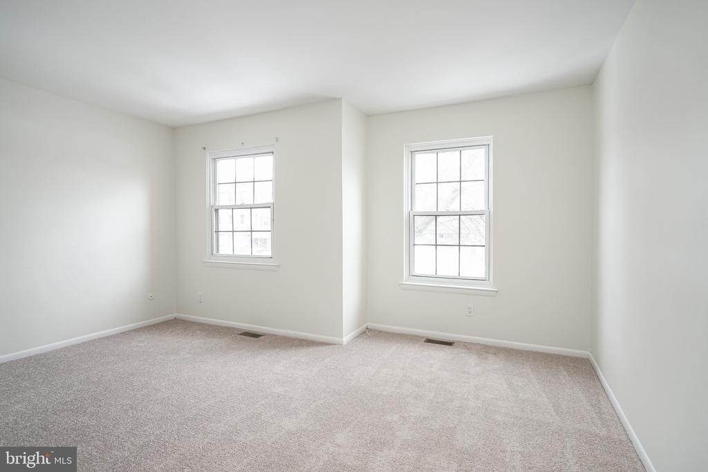 117 Chaucer Road - Photo 14