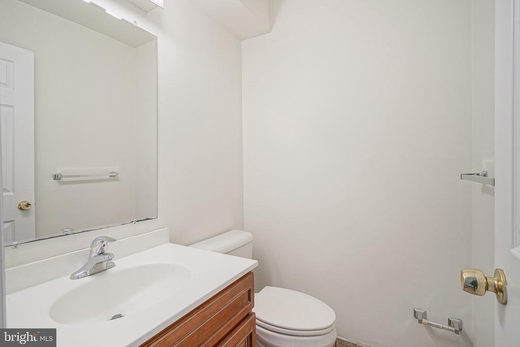 117 Chaucer Road - Photo 4