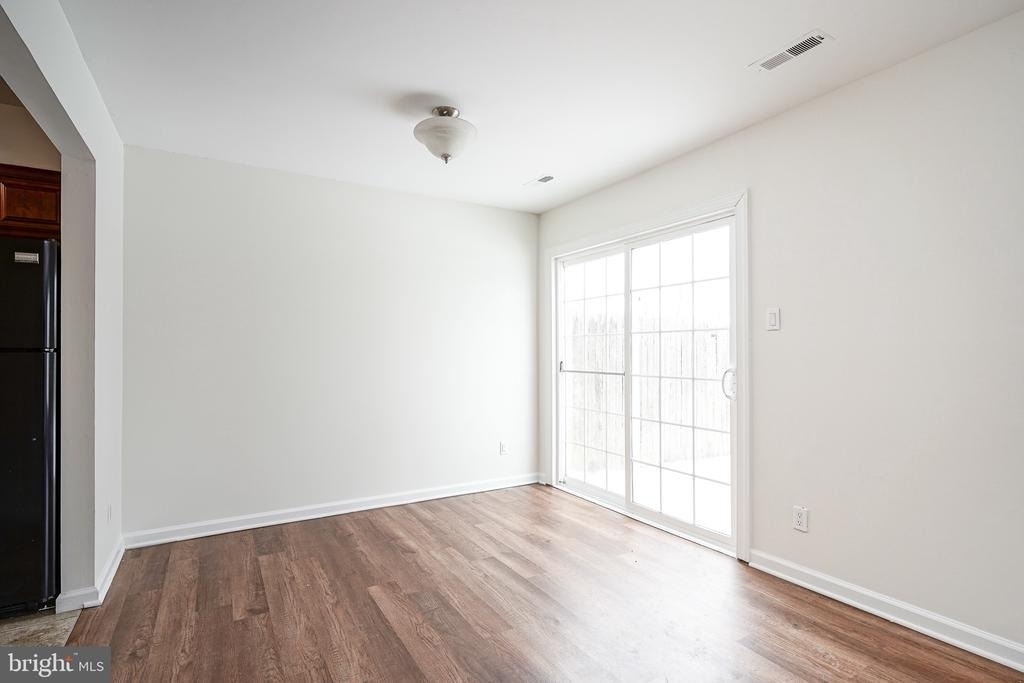 117 Chaucer Road - Photo 5
