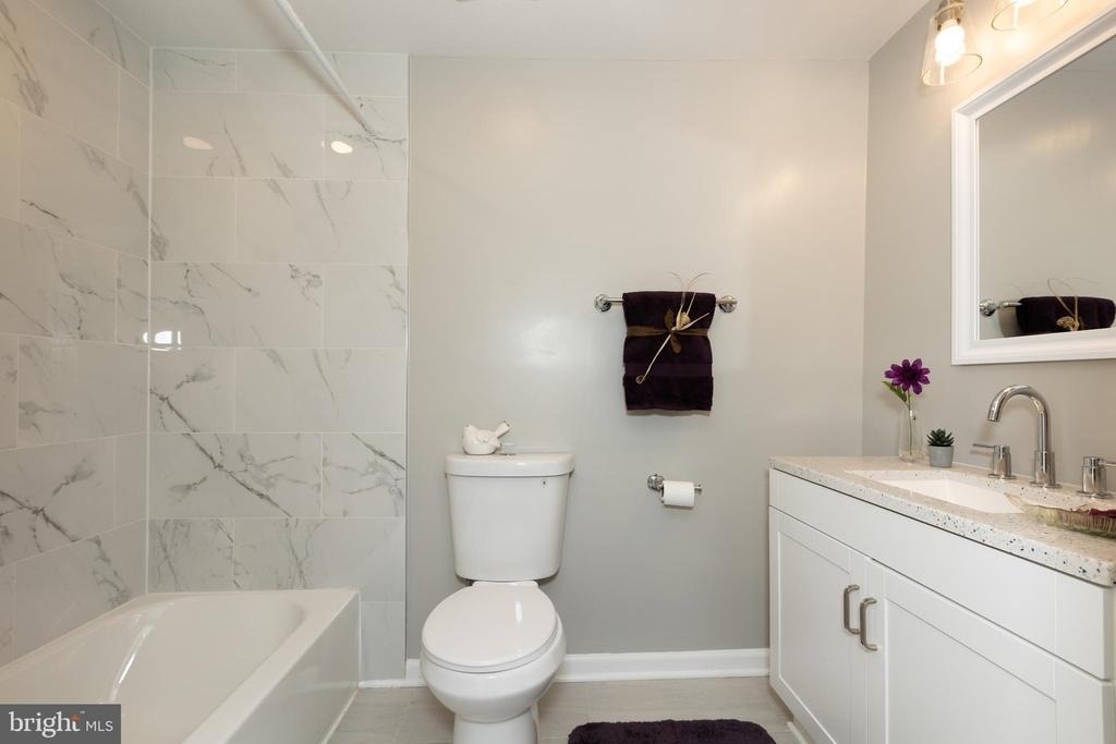9520 48th Avenue - Photo 38