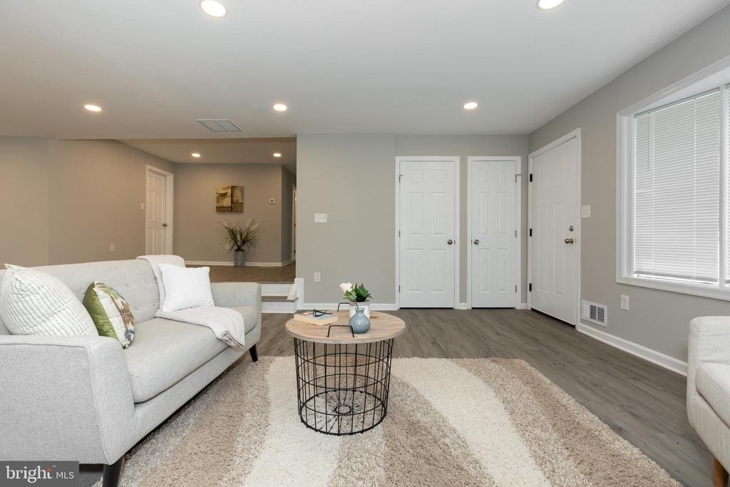 9520 48th Avenue - Photo 10