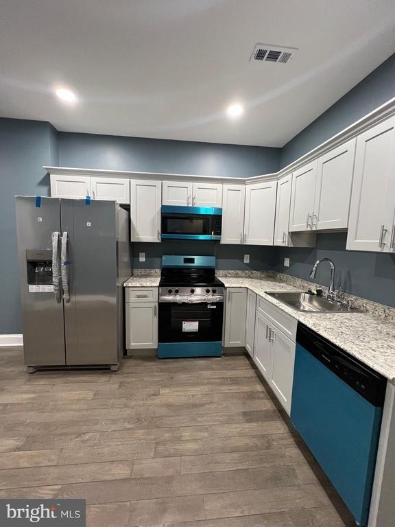 2020 Mcculloh Street - Photo 3