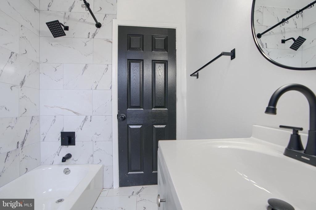 3807 Fleetwood Avenue - Photo 18