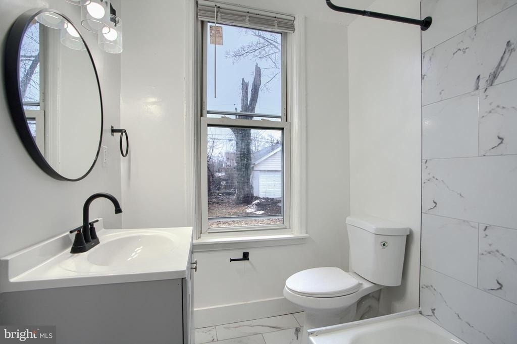3807 Fleetwood Avenue - Photo 17