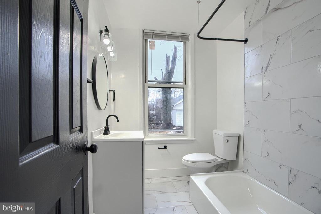 3807 Fleetwood Avenue - Photo 16
