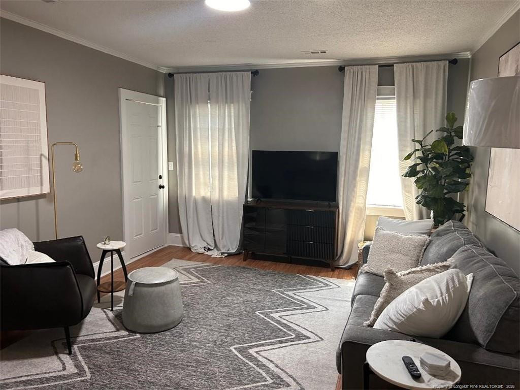 1109 N Chestnut Street N - Photo 4