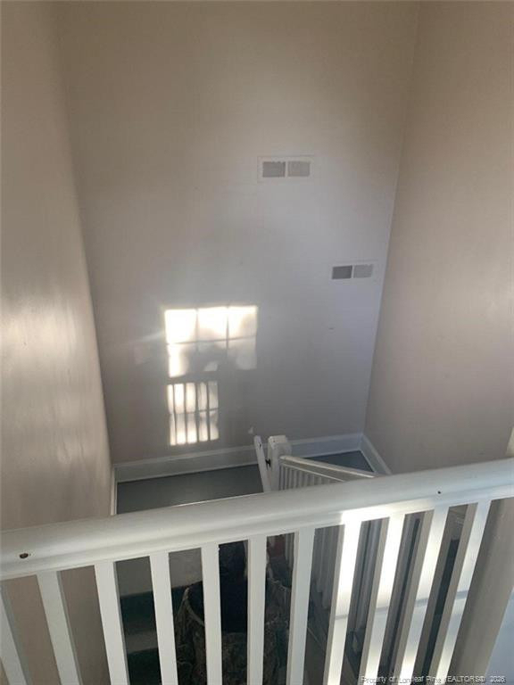 1109 N Chestnut Street N - Photo 2