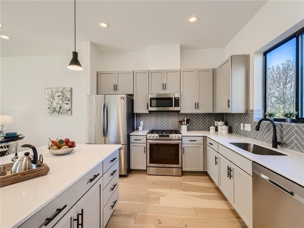 3700 Clawson Rd - Photo 3