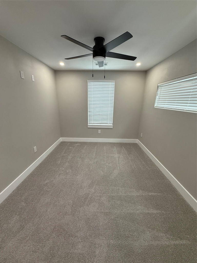 201 N Vandeveer St - Photo 22