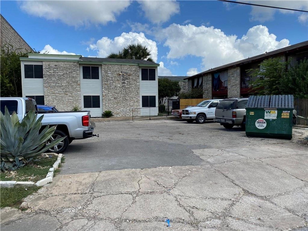 4314 Gillis St - Photo 8