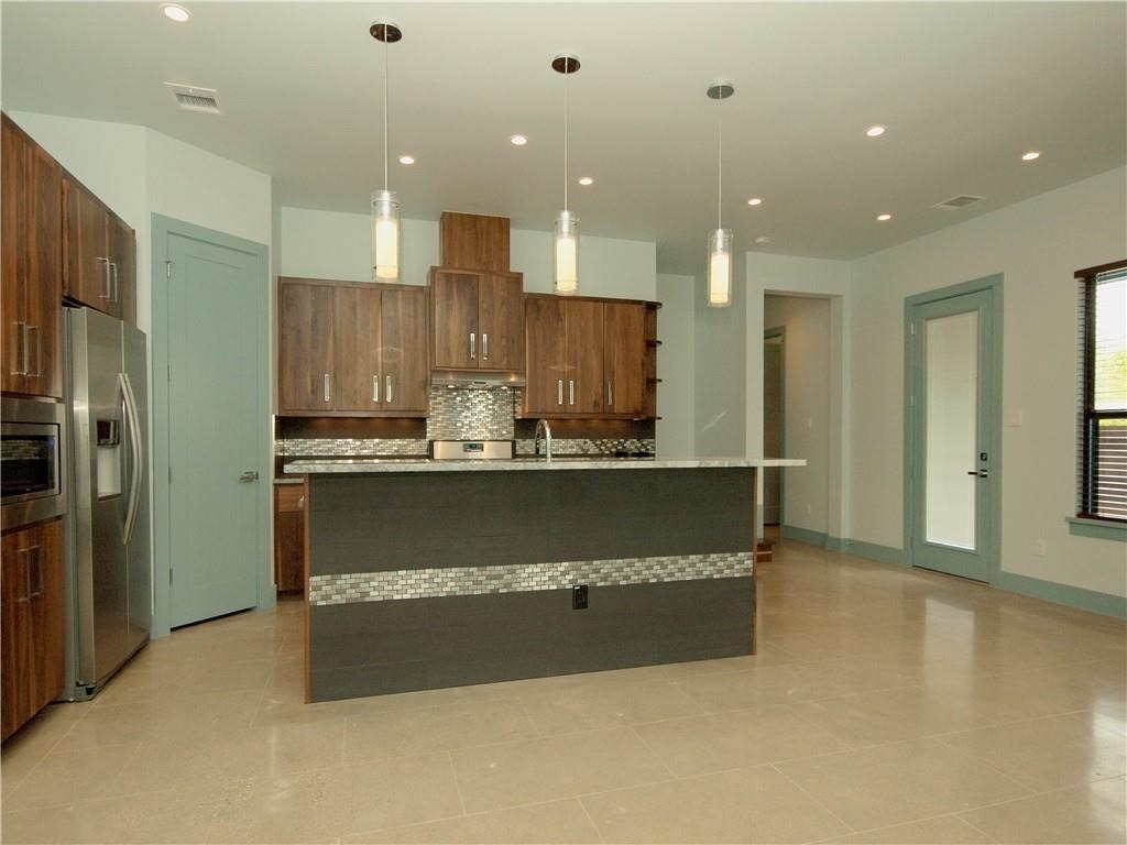 306 Franklin Blvd - Photo 5