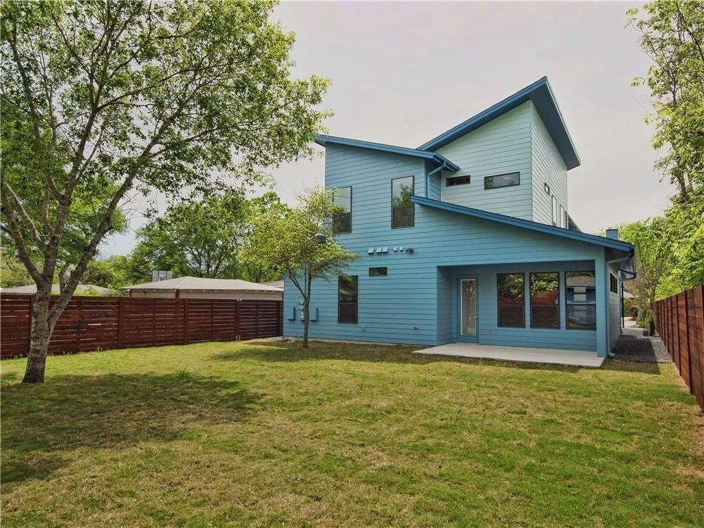306 Franklin Blvd - Photo 17