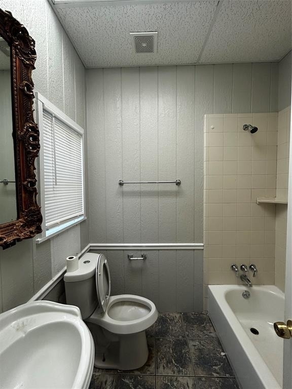 903 W 30th St - Photo 2
