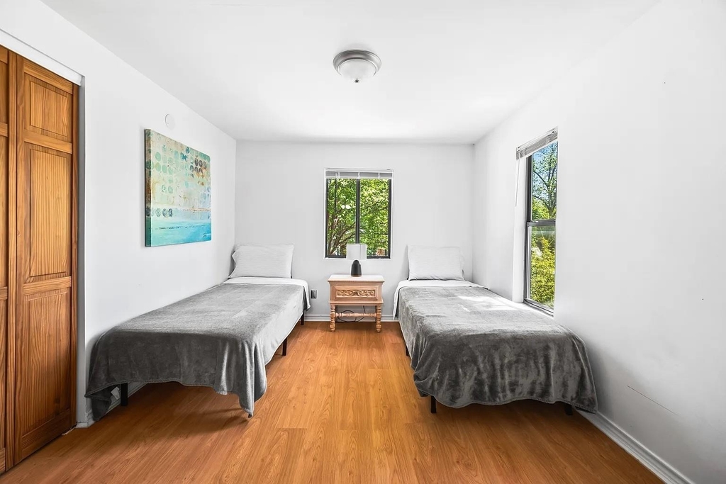 4812 Avenue G - Photo 5