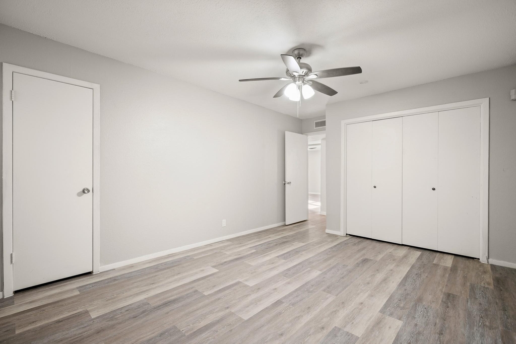 910 Duncan Ln - Photo 9