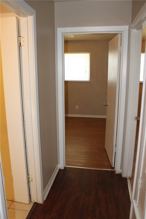 606 W 51st St - Photo 1