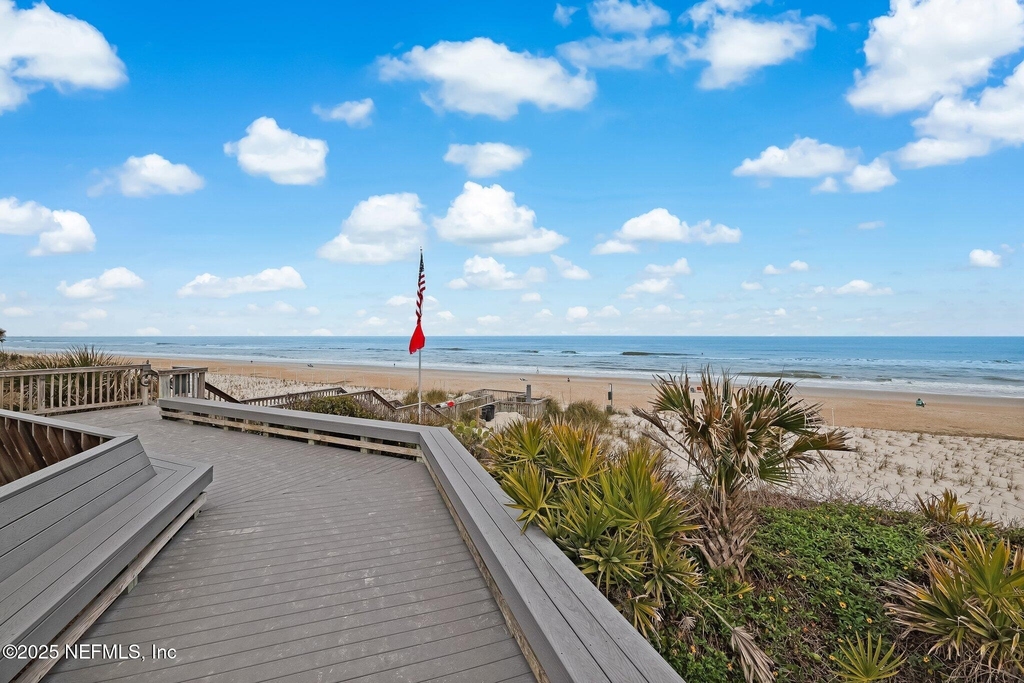 756 Spinnakers Reach Drive - Photo 49