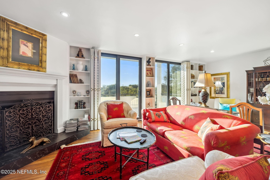 756 Spinnakers Reach Drive - Photo 11