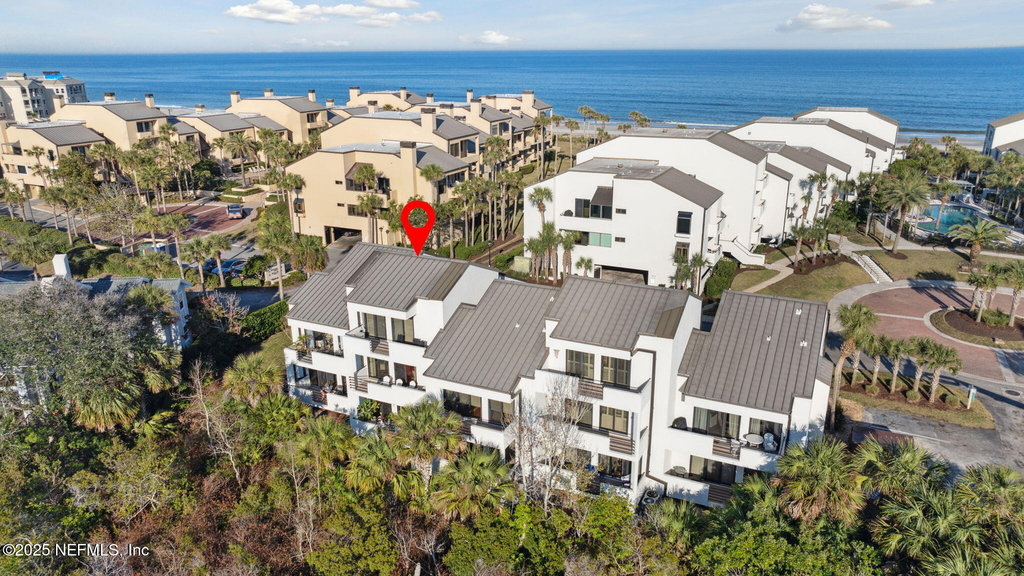756 Spinnakers Reach Drive - Photo 3