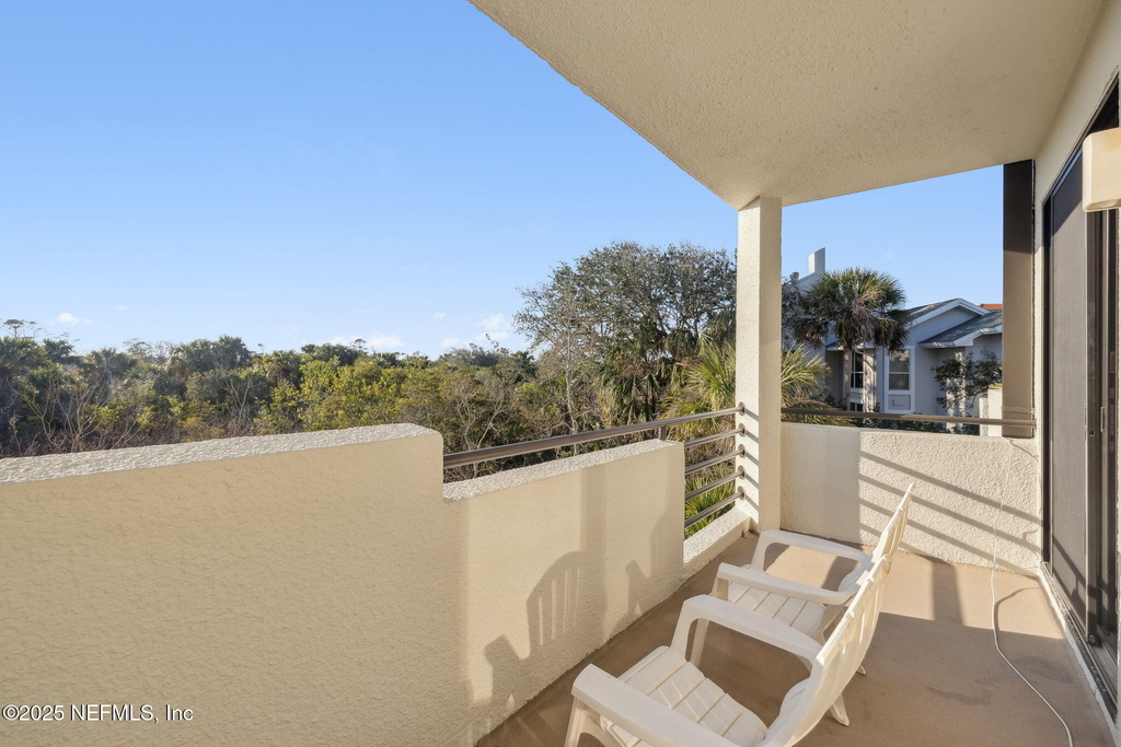 756 Spinnakers Reach Drive - Photo 16