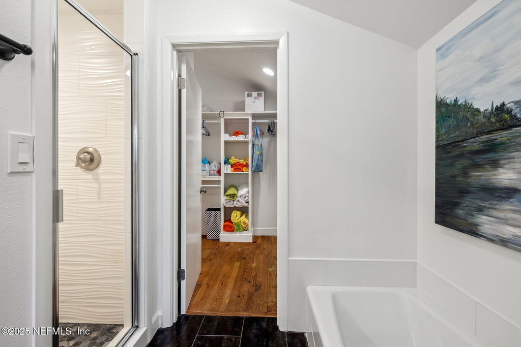 756 Spinnakers Reach Drive - Photo 30