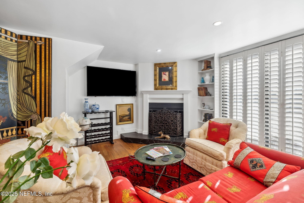 756 Spinnakers Reach Drive - Photo 14