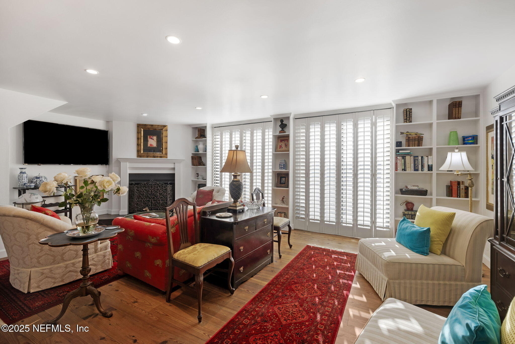 756 Spinnakers Reach Drive - Photo 13