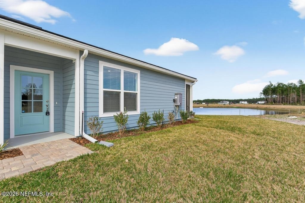 368 Woods Lane - Photo 1