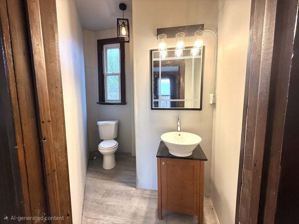 2141 S Marshall Boulevard - Photo 14