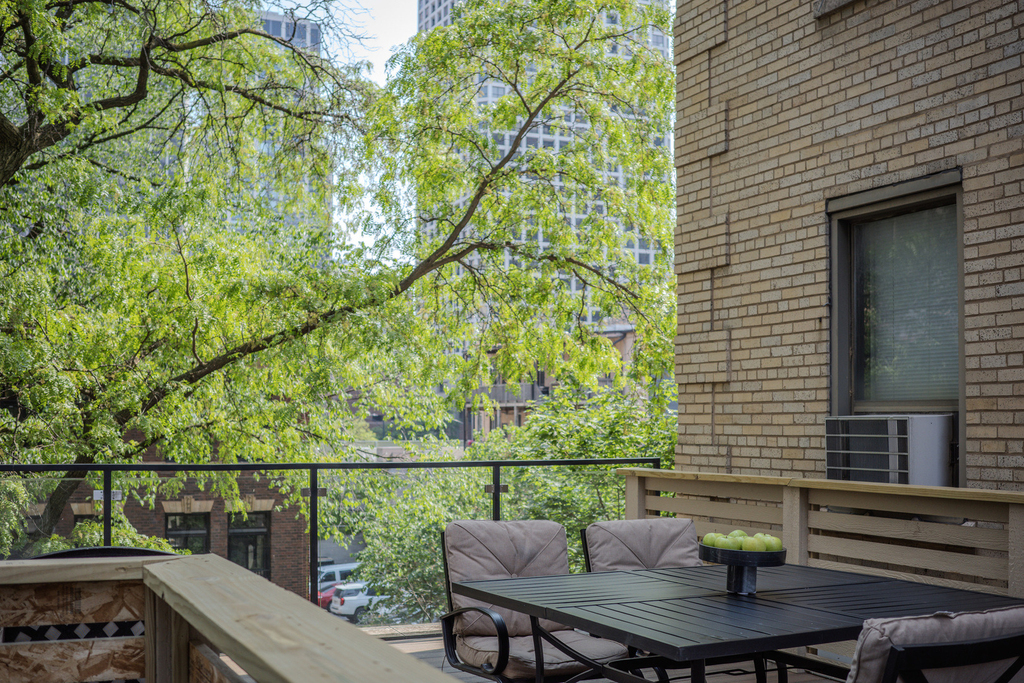 22 E Elm Street - Photo 24