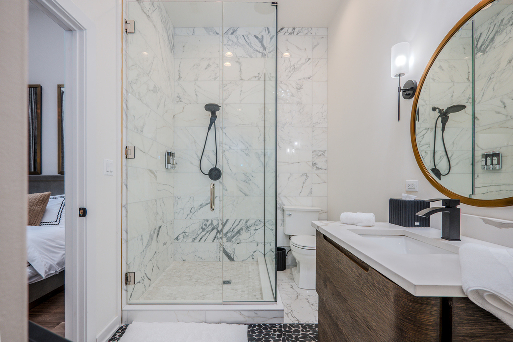 22 E Elm Street - Photo 9