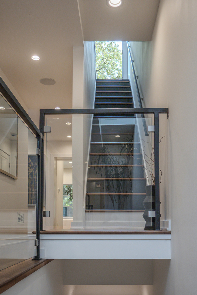 22 E Elm Street - Photo 16