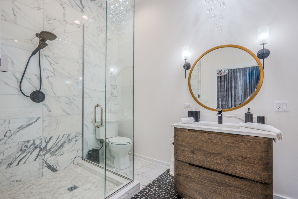 22 E Elm Street - Photo 15