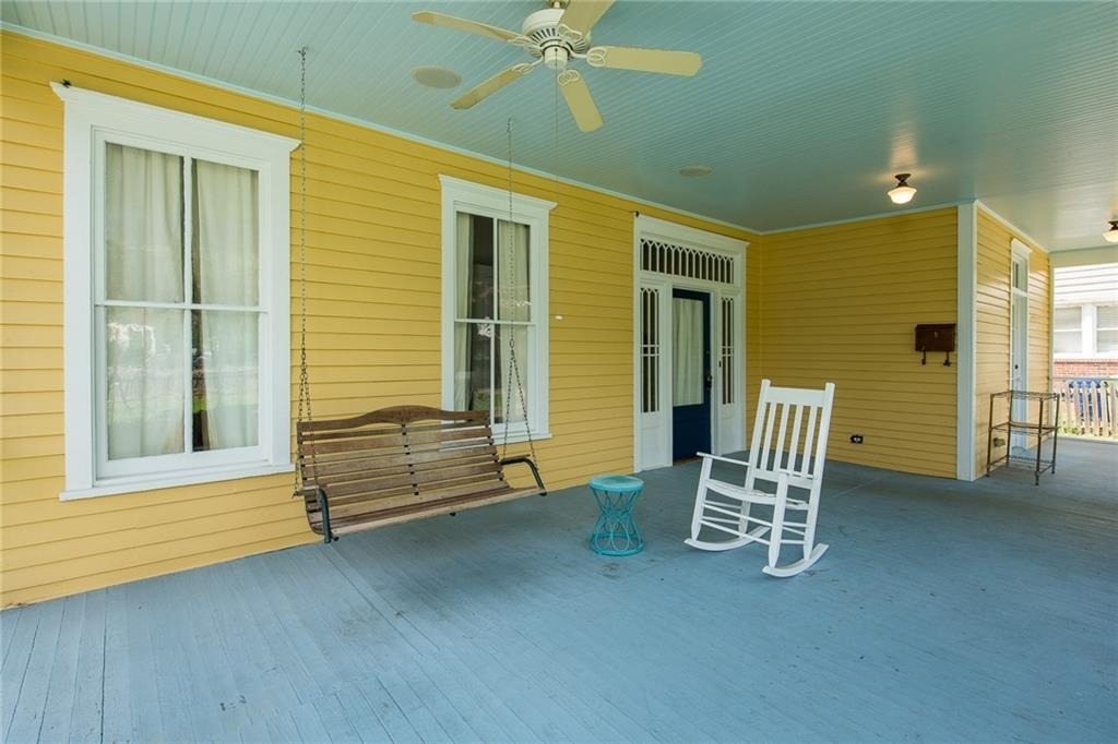 765 Woodland Avenue Se - Photo 2