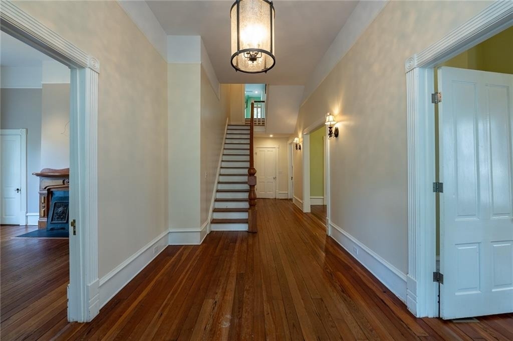 765 Woodland Avenue Se - Photo 4